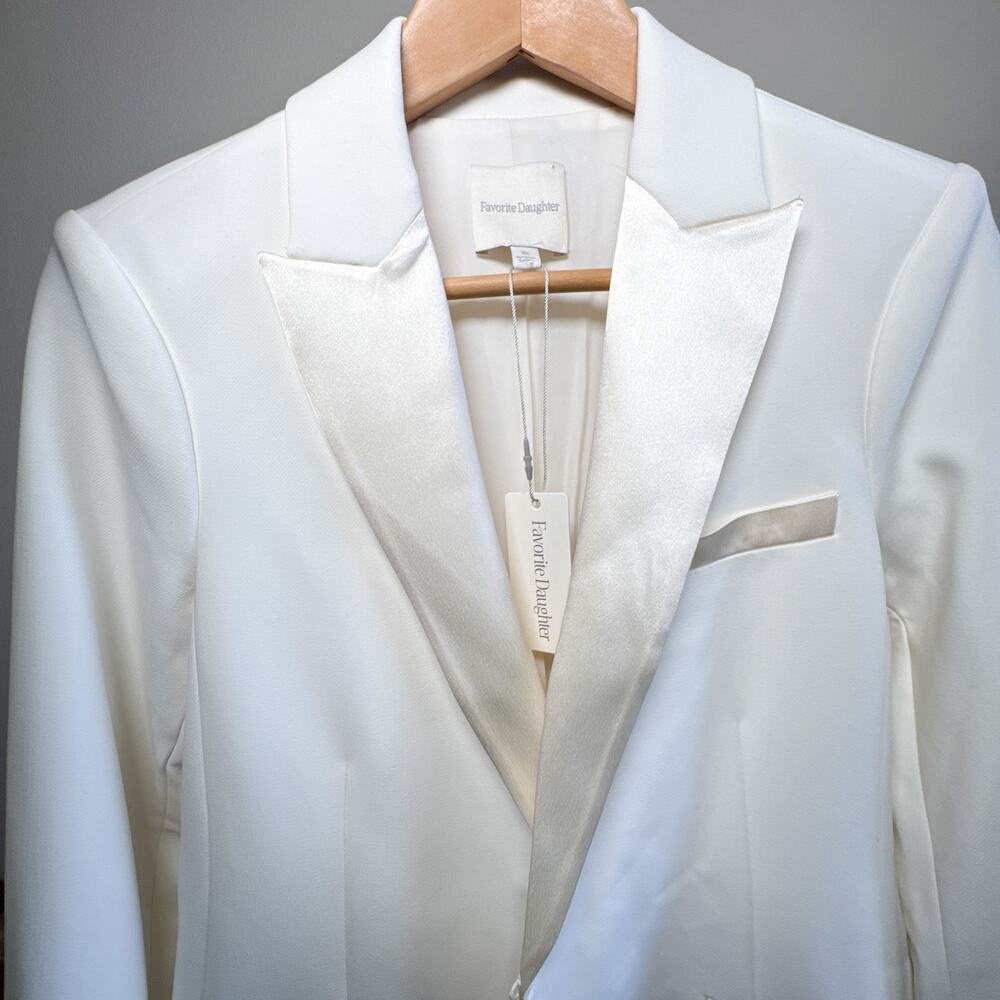 NWT Favorite Daughter The Suiting Blazer Ivory Size XS Satin Lapel SP24 $398 - Picture 4 of 17